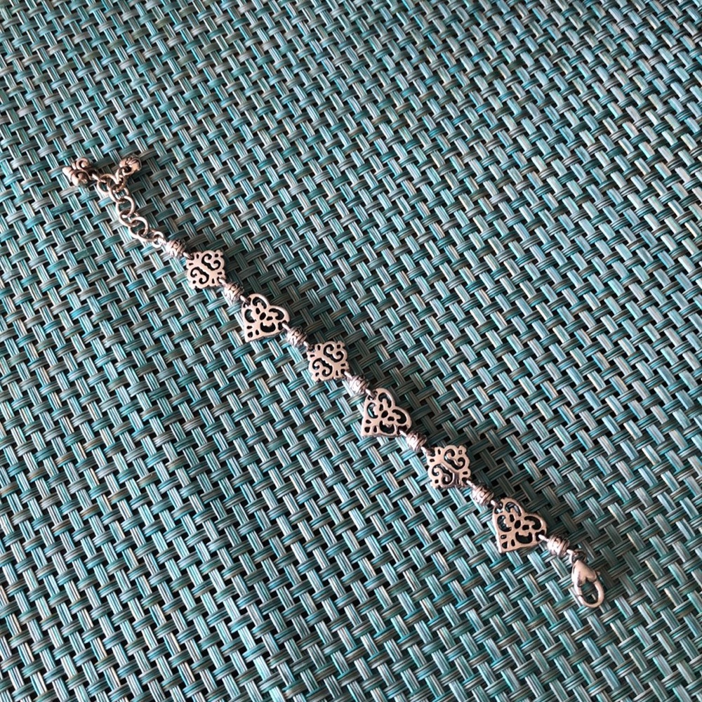 BRIGHTON RETIRED GENEVA Hearts and scroll bracelet
